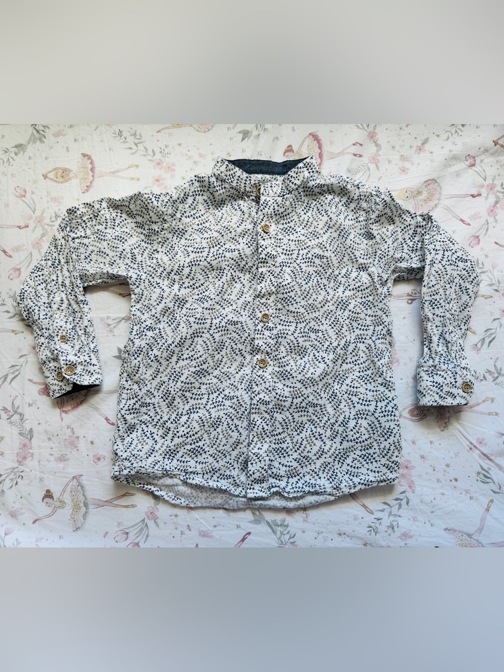 Karino Baby’s Shirts Boys Size 6 Botanical Vine Print Button Down Dress Shirt